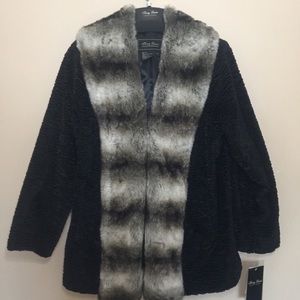 Plus size 1X black and gray faux fur coat